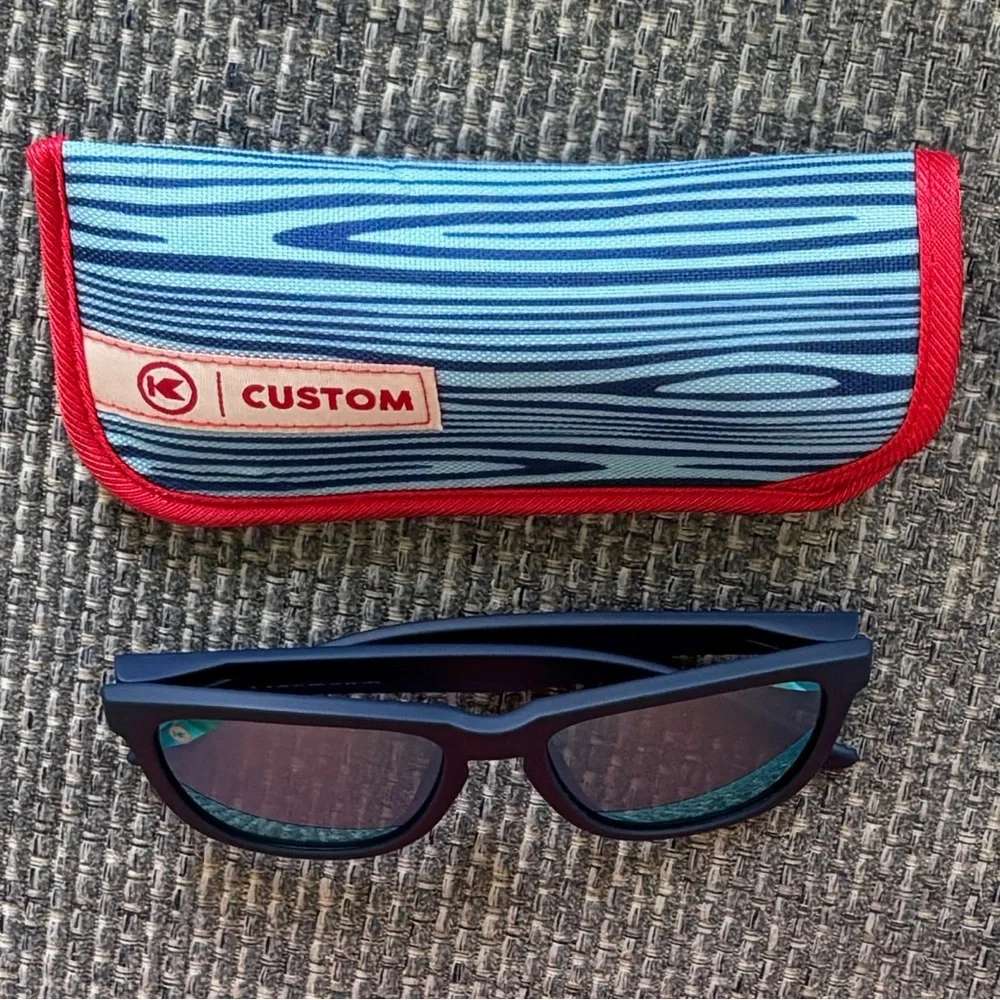 Premiums Navy Sunglasses UV Protection with Case | Classic Style Shades